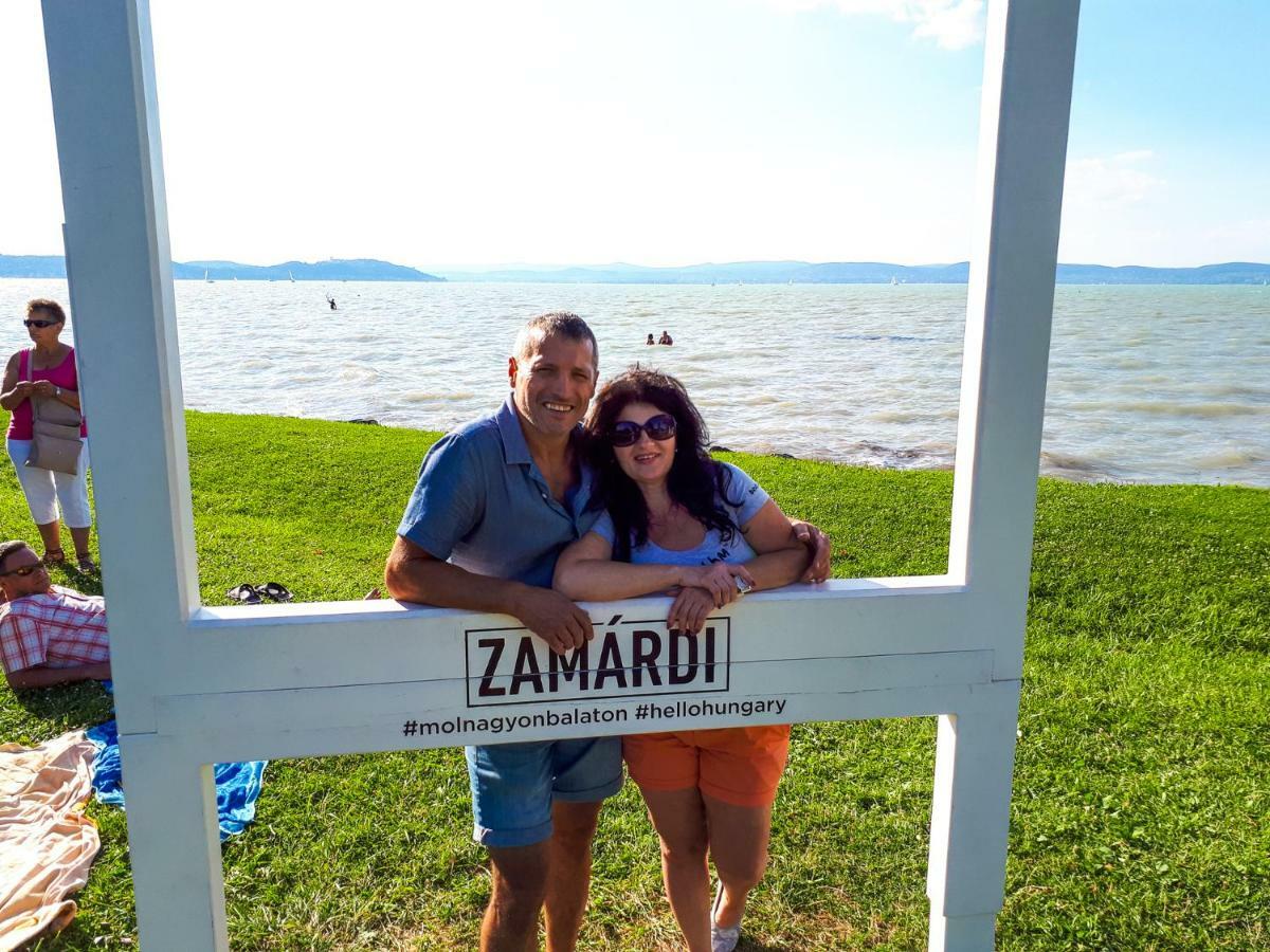 ホテル Weinberger Vendeghaz Zamárdi エクステリア 写真